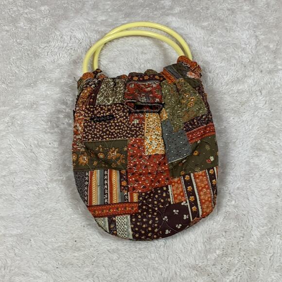 Handmade quilted round handle patchwork look hobo bag - Picture 6 of 7